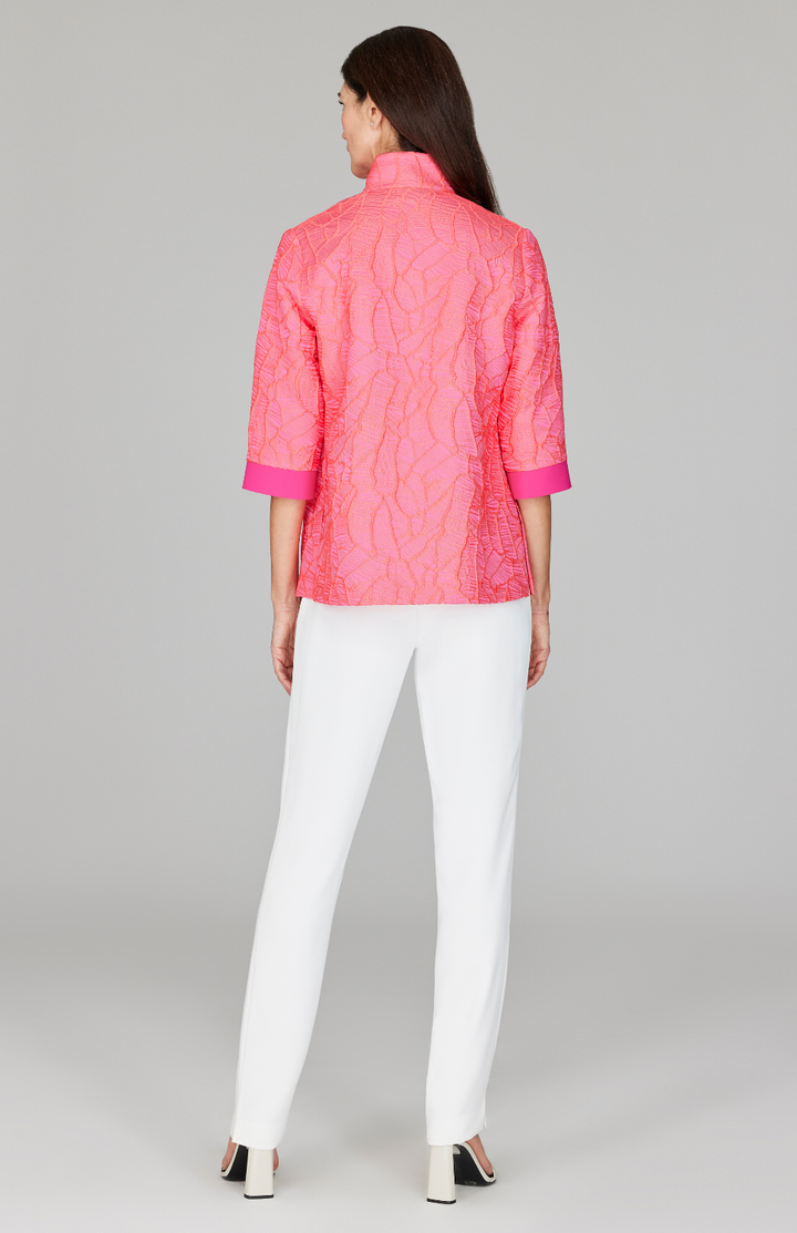 Ekaterina is 5'10" and wearing a size XS in Pink.