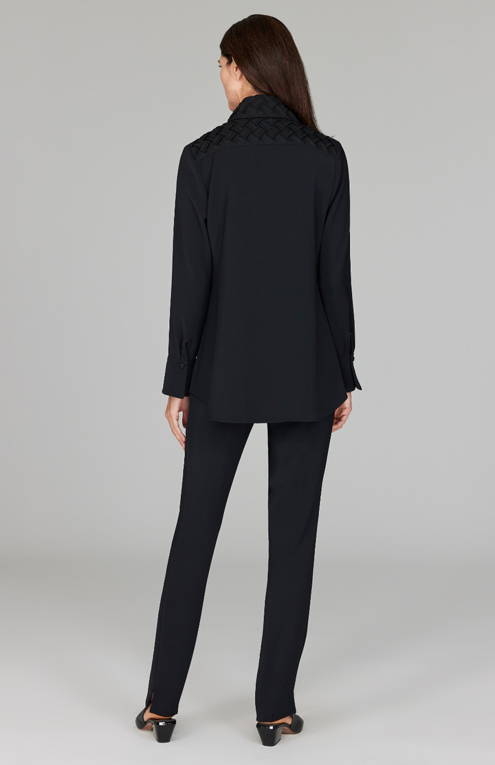 Ekaterina is 5'10" and wearing a size XS.