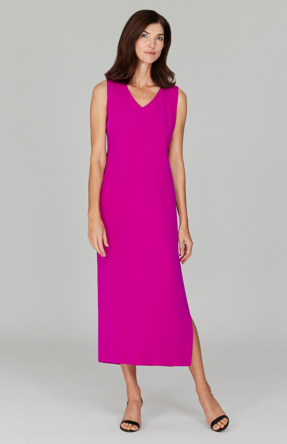 Ekaterina is 5'10" and wearing a size XS in Fuchsia.