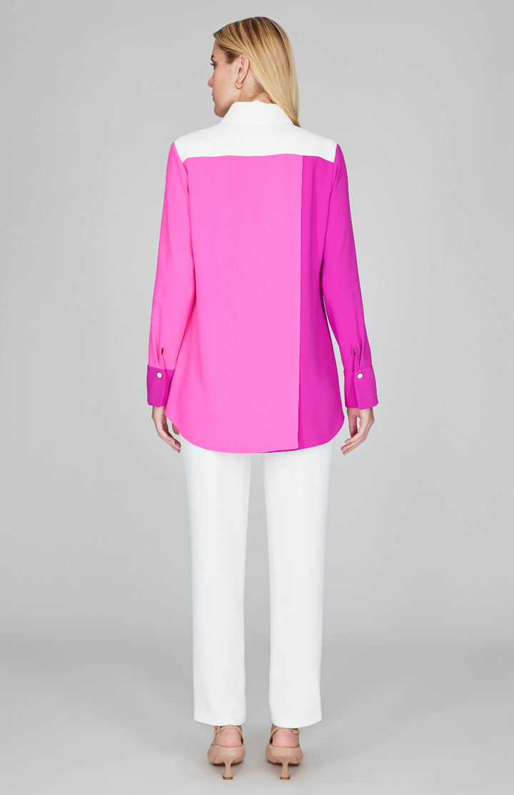 Gabby is 5'10" and wearing Morning Glory in size XS.