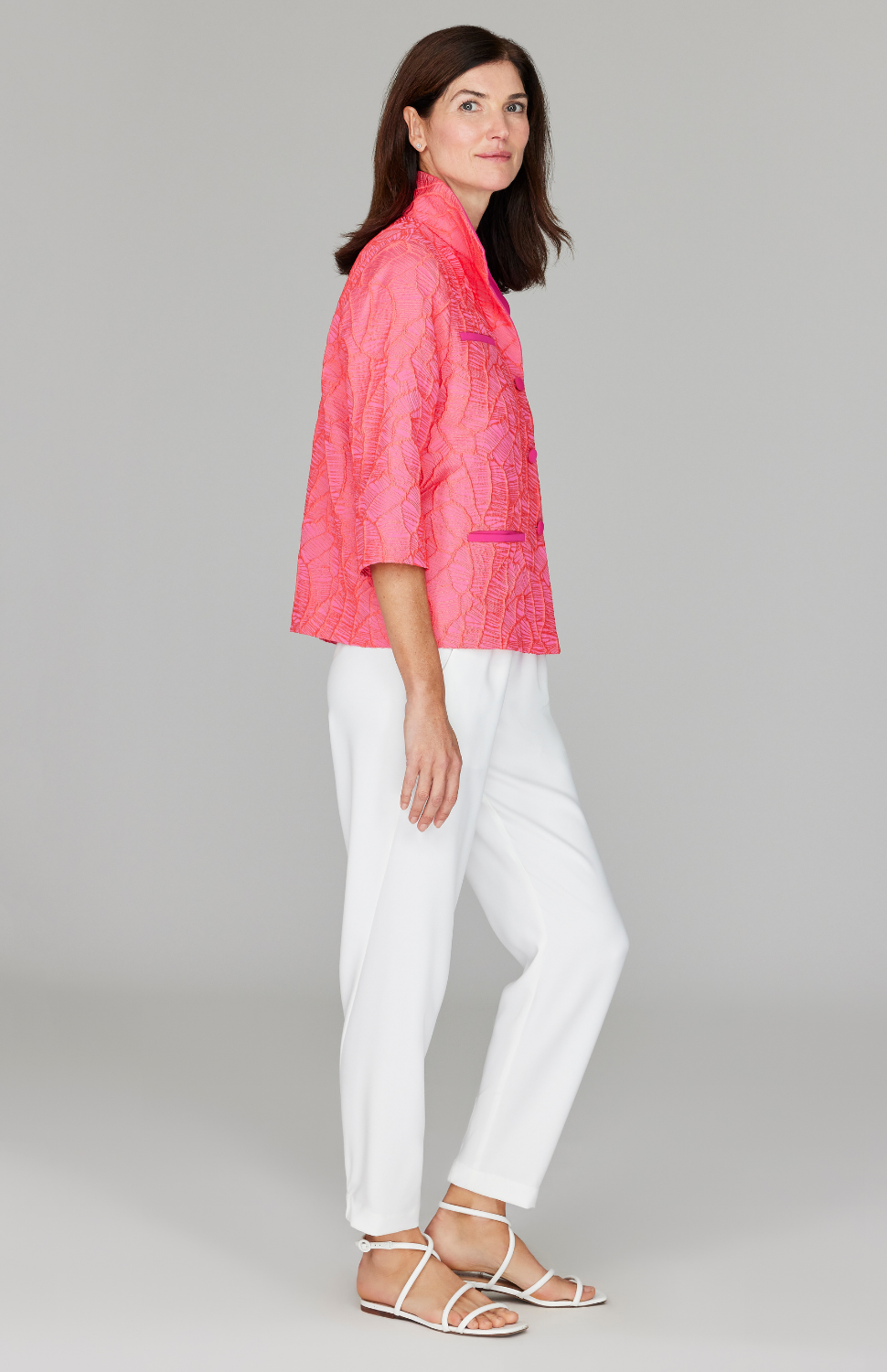 Ekaterina is 5'10" and wearing a size XS in Pink.