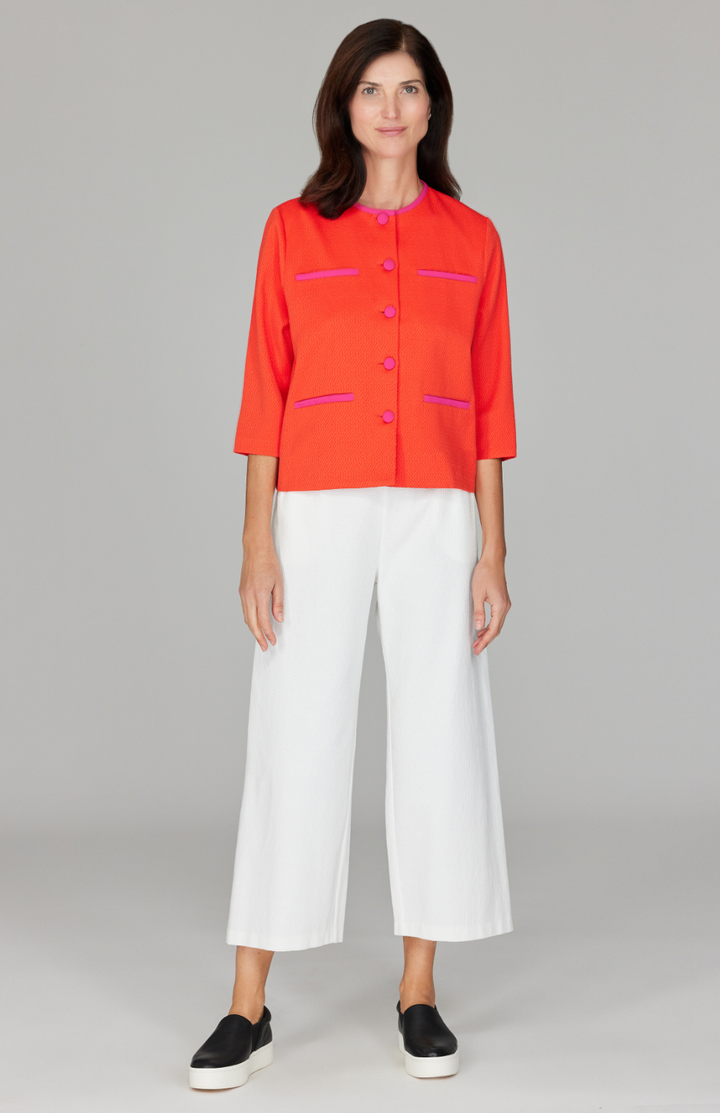 Ekaterina is 5'10" and wearing a size XS in Pearl.