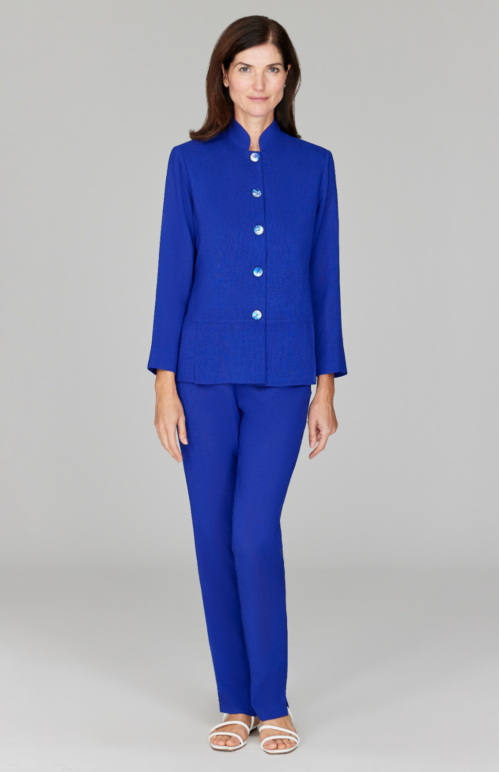 Ekaterina is 5'10" and wearing a size XS in Cobalt.