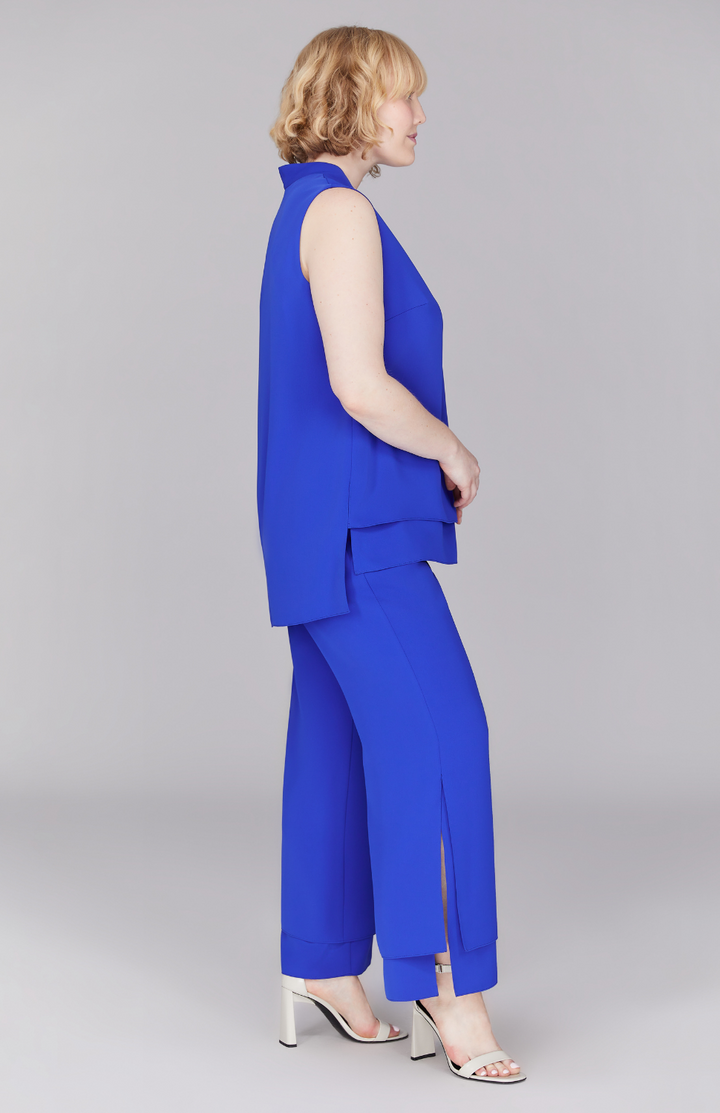 Molly is wearing Cobalt in size L.