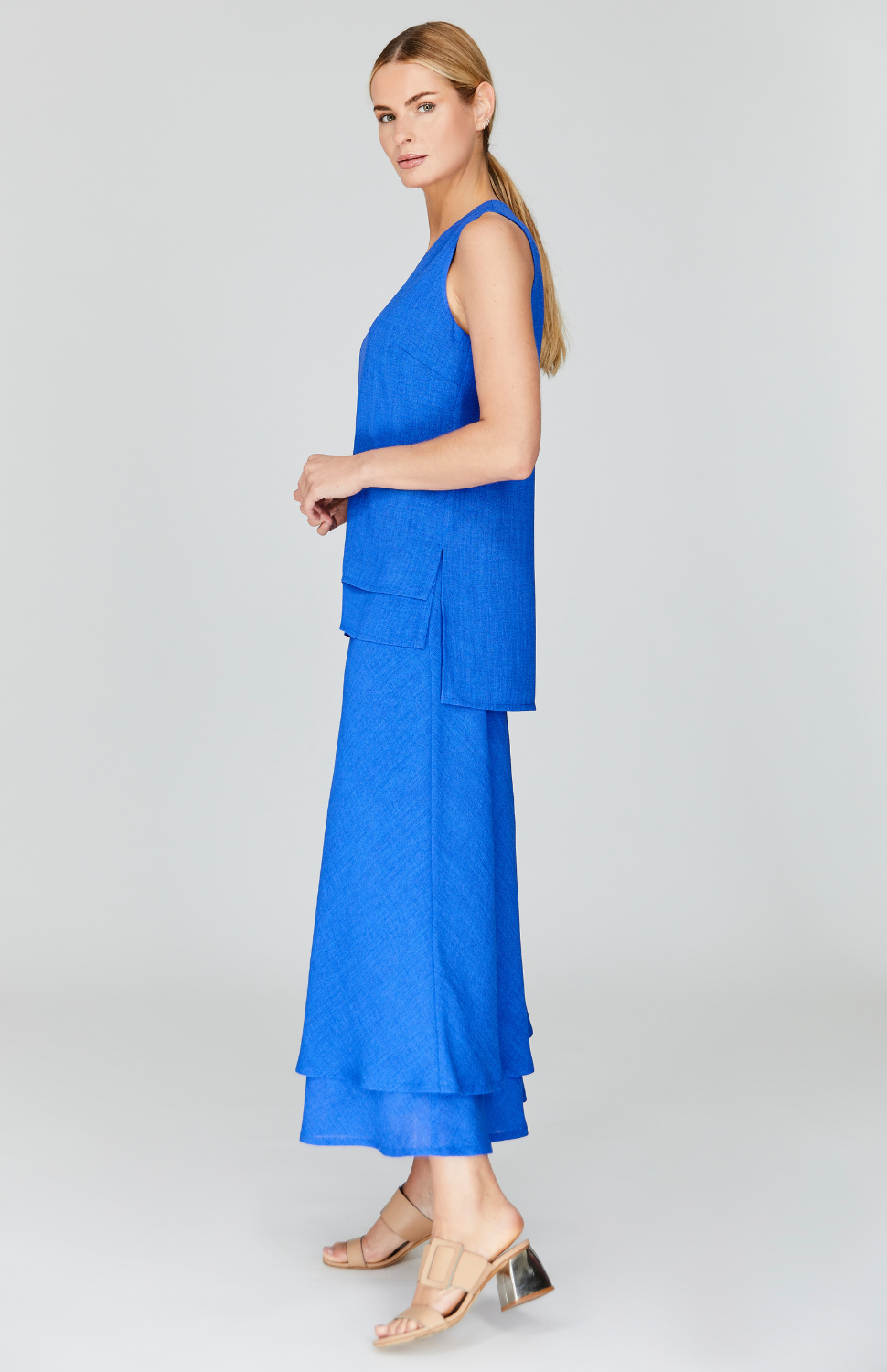 Severine is 5'10" and wearing a size XS in Electric Blue.