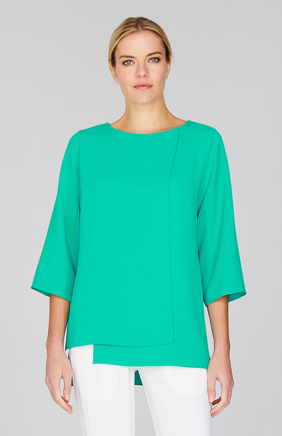 Gabby is 5'10" and wearing a size XS in Dark Mint.