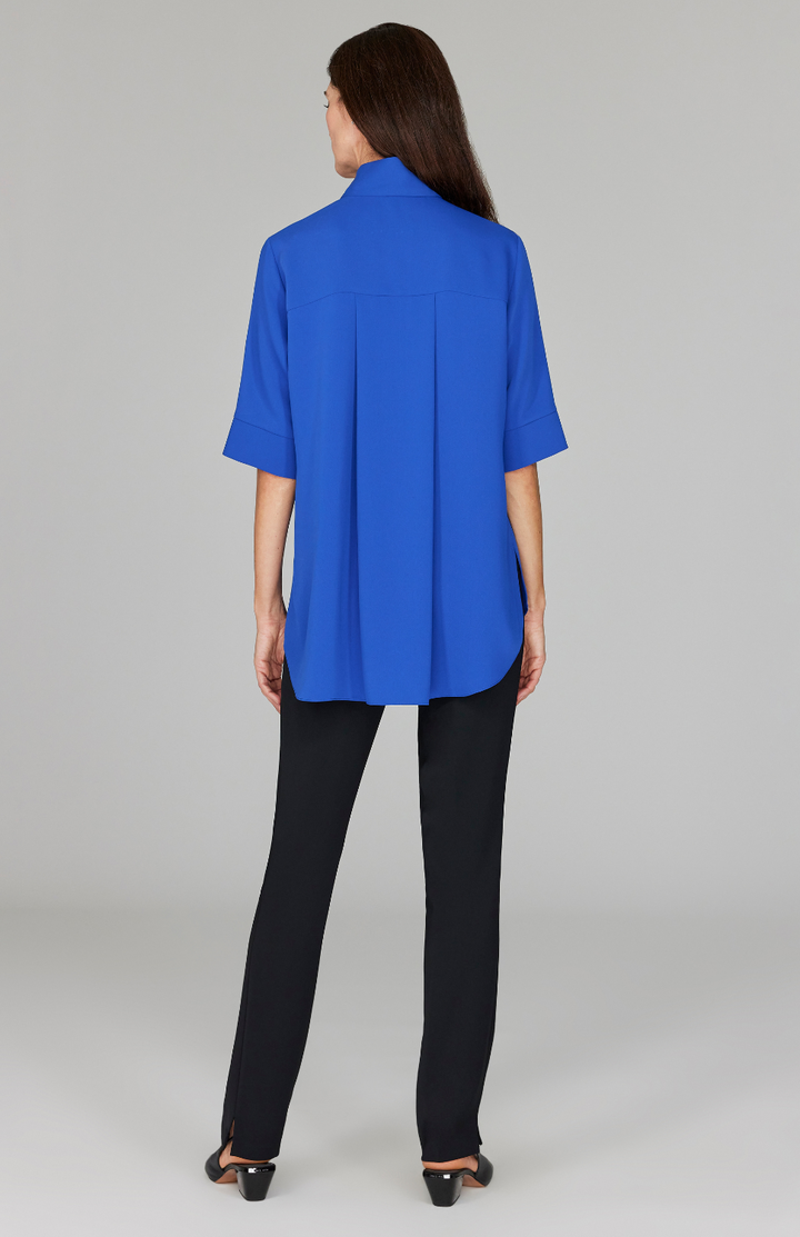 Ekaterina is 5'10" and is wearing a size XS in Cobalt.