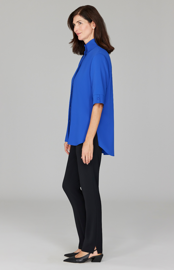 Ekaterina is 5'10" and is wearing a size XS in Cobalt.