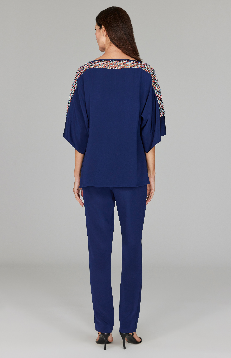 Ekaterina is 5'10" and wearing a size 0.