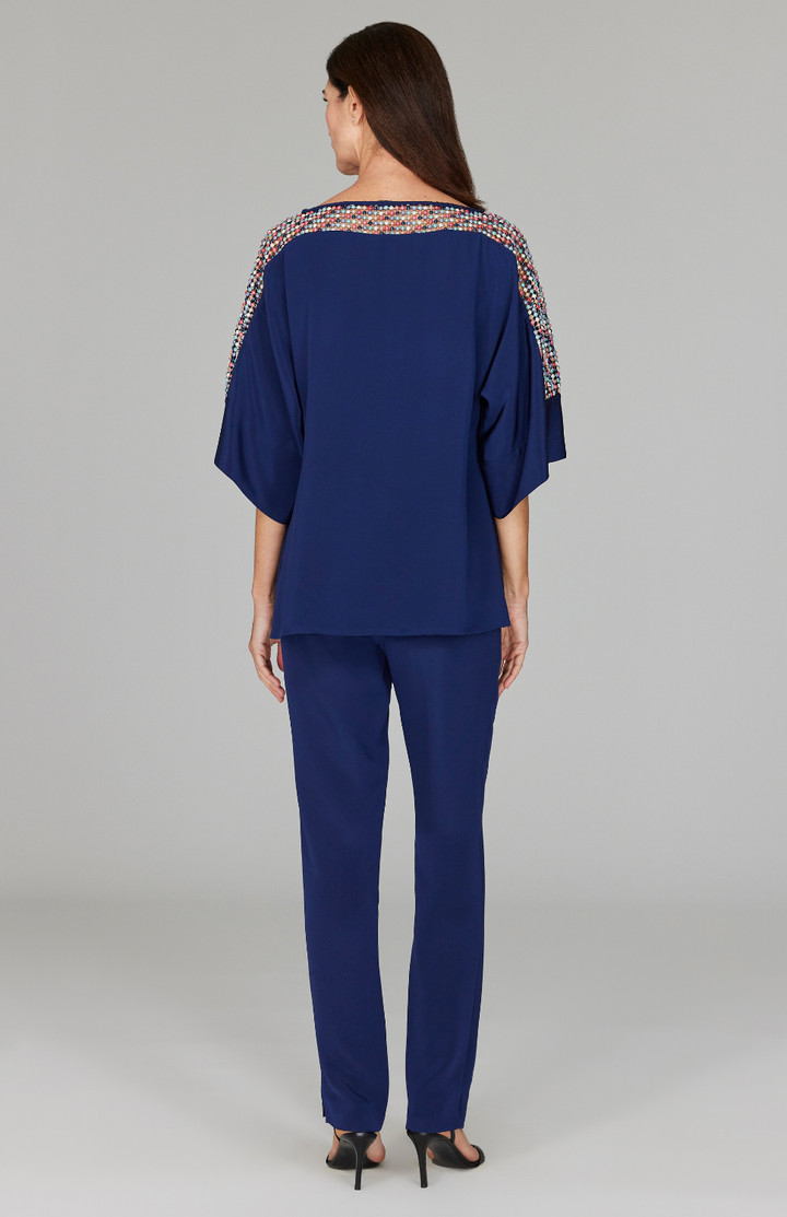 Ekaterina is 5'10" and wearing a size 0.