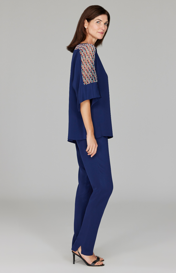 Ekaterina is 5'10" and wearing a size 0.