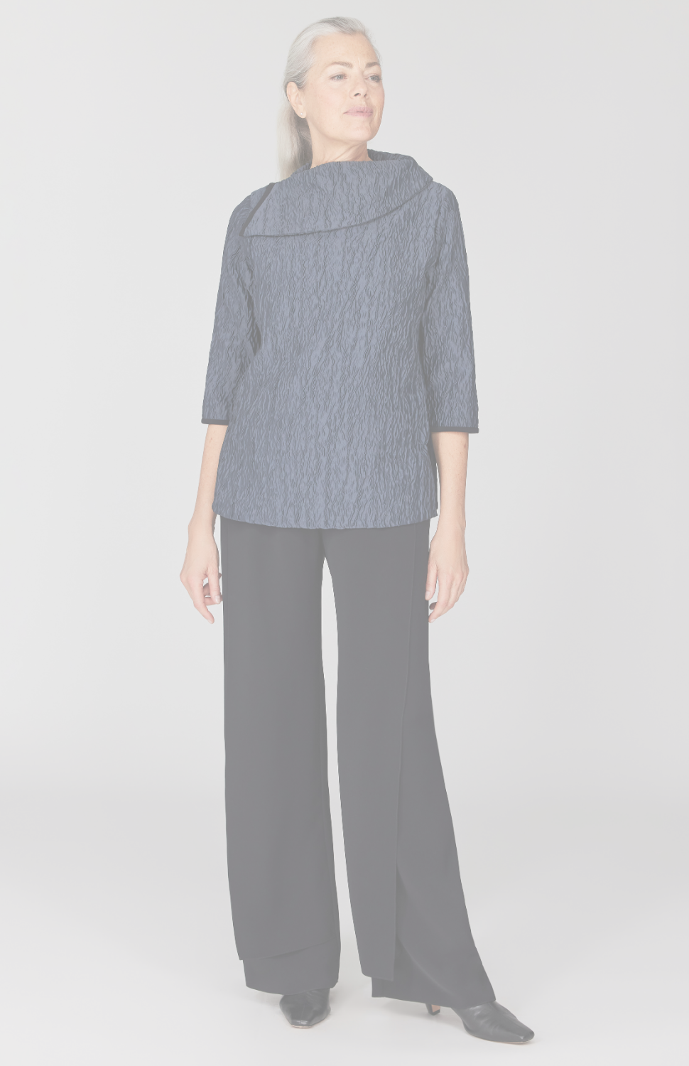 Crinkle Jacquard Oversized Collar Tunic